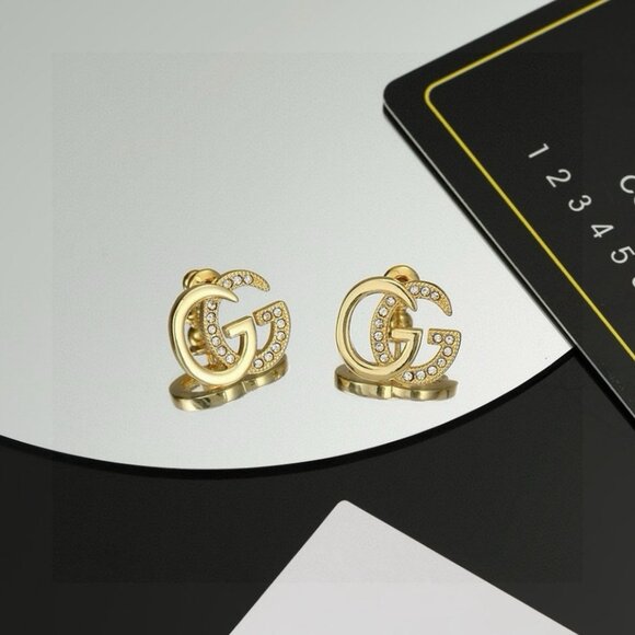 Polished Gold Gucci Monogram Earrings - Picture 3 of 6